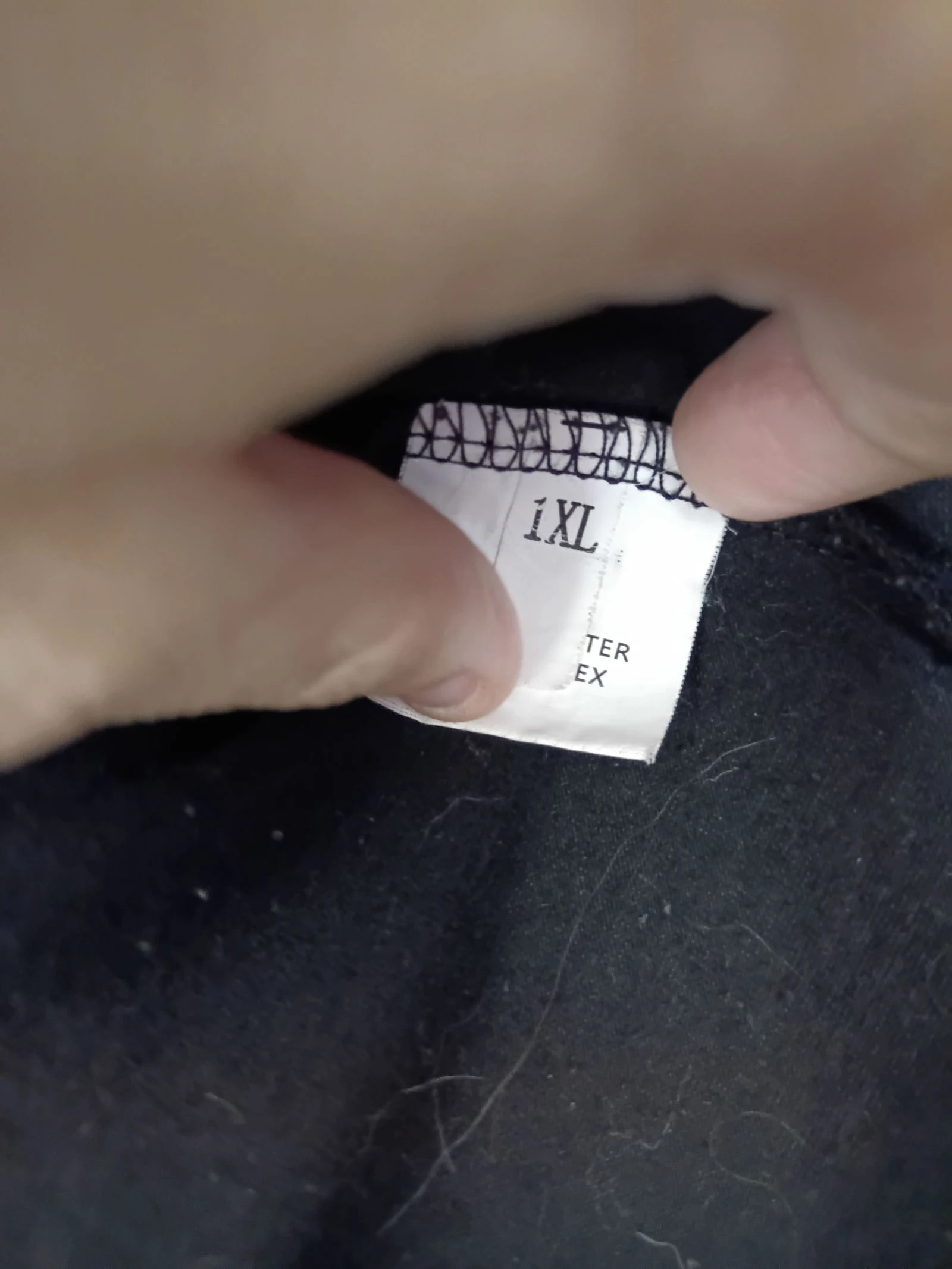 Camiseta negra de encaje en los hombros 1XL – photo 2